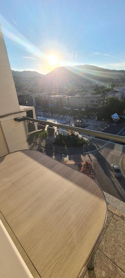 Belvedere Delux Apartment Deva Bagian luar foto